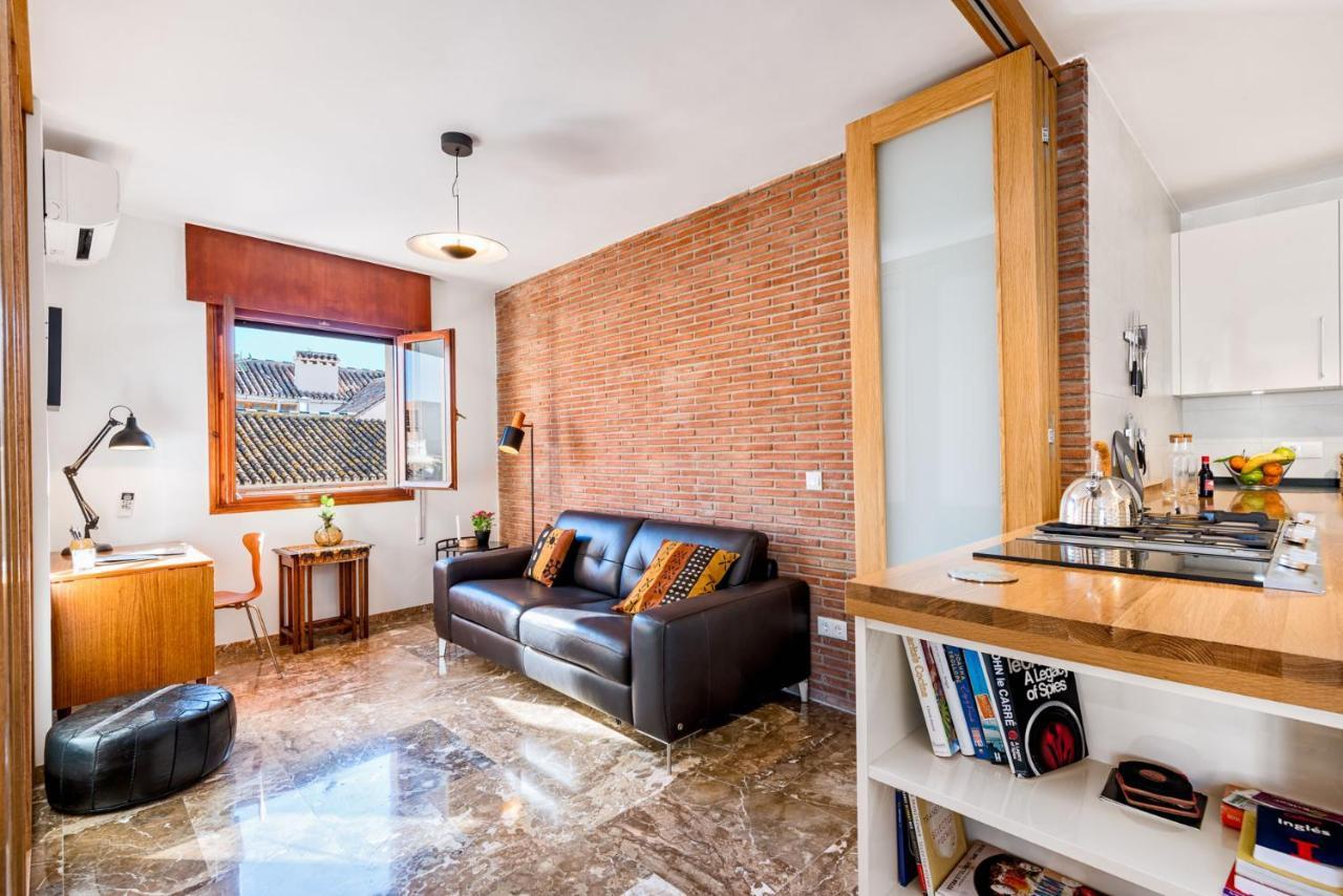 Mary Apartment In Malaga By Solaga Holiday Homes Eksteriør billede