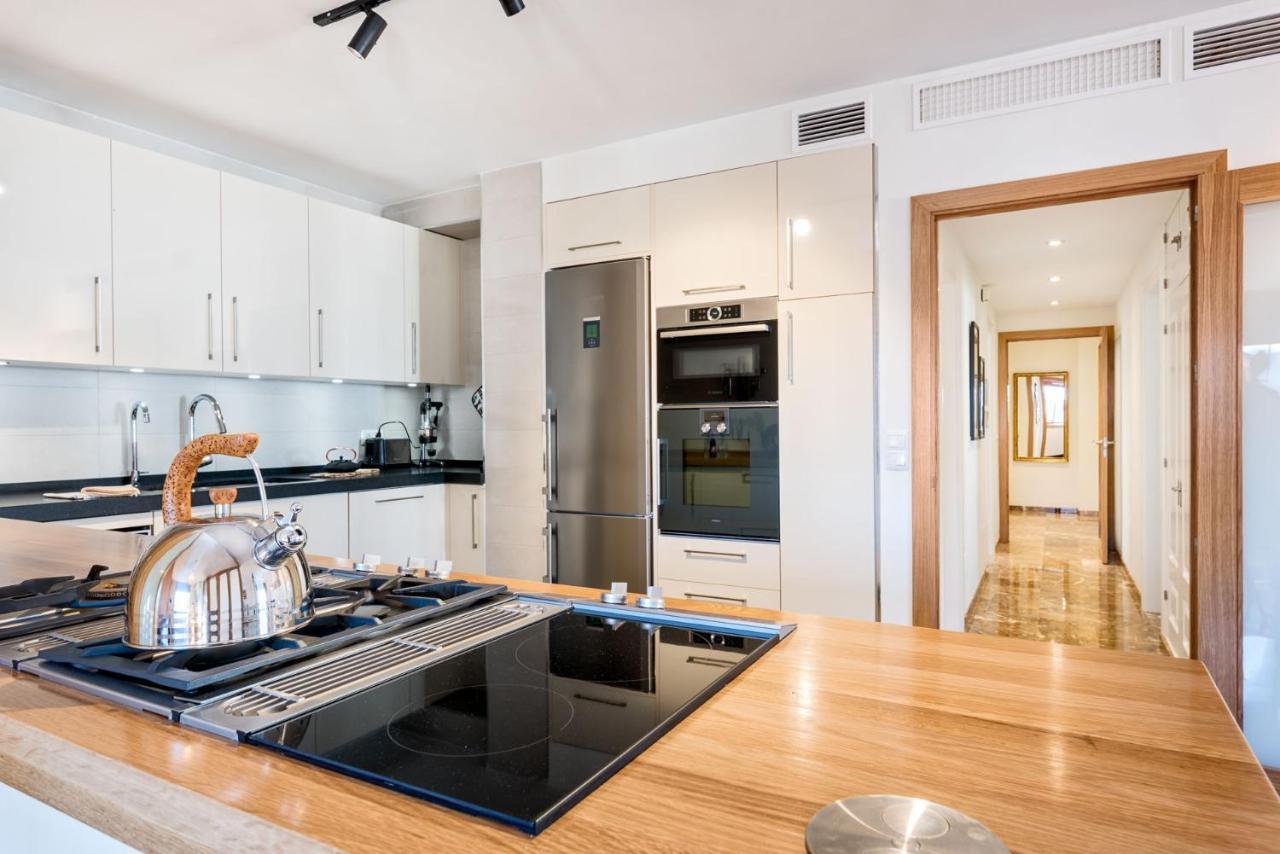 Mary Apartment In Malaga By Solaga Holiday Homes Eksteriør billede